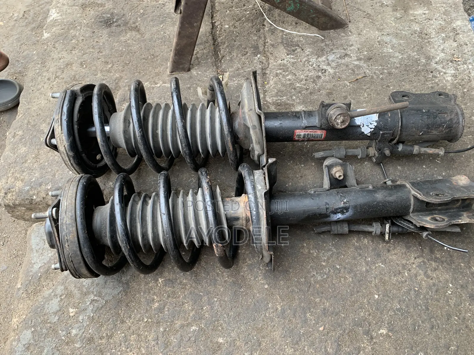 Mazda 3 Boot Front Shock 2003 2004 2005 2006