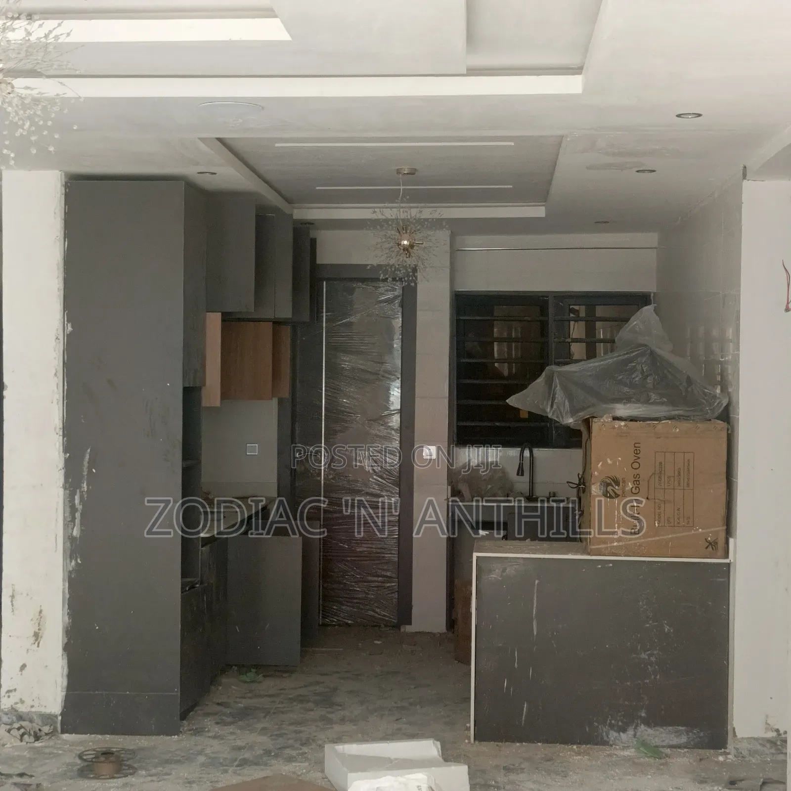 3bdrm Apartment in Adeniyi Jones for sale