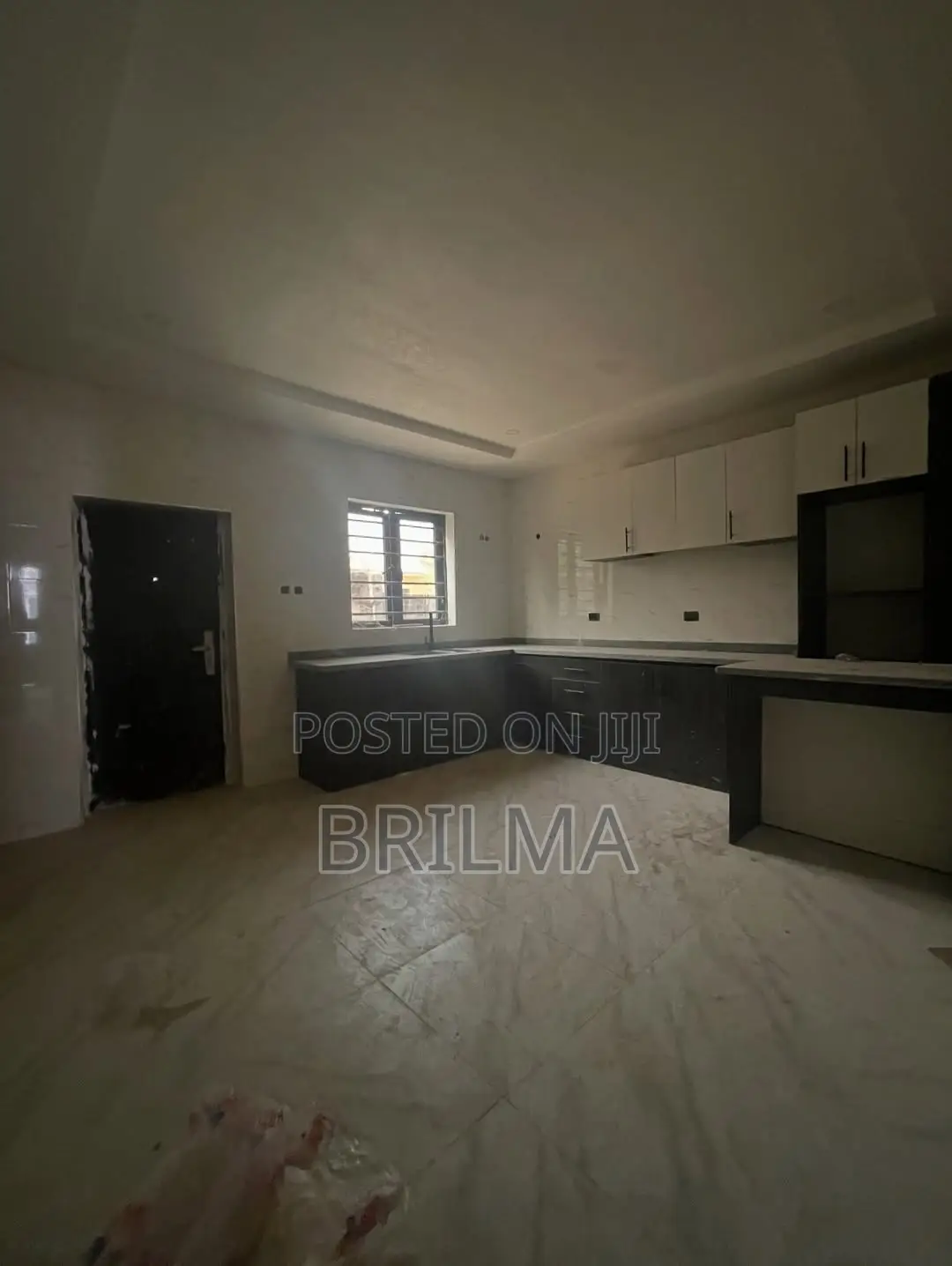 4bdrm Duplex in Kubwa for sale