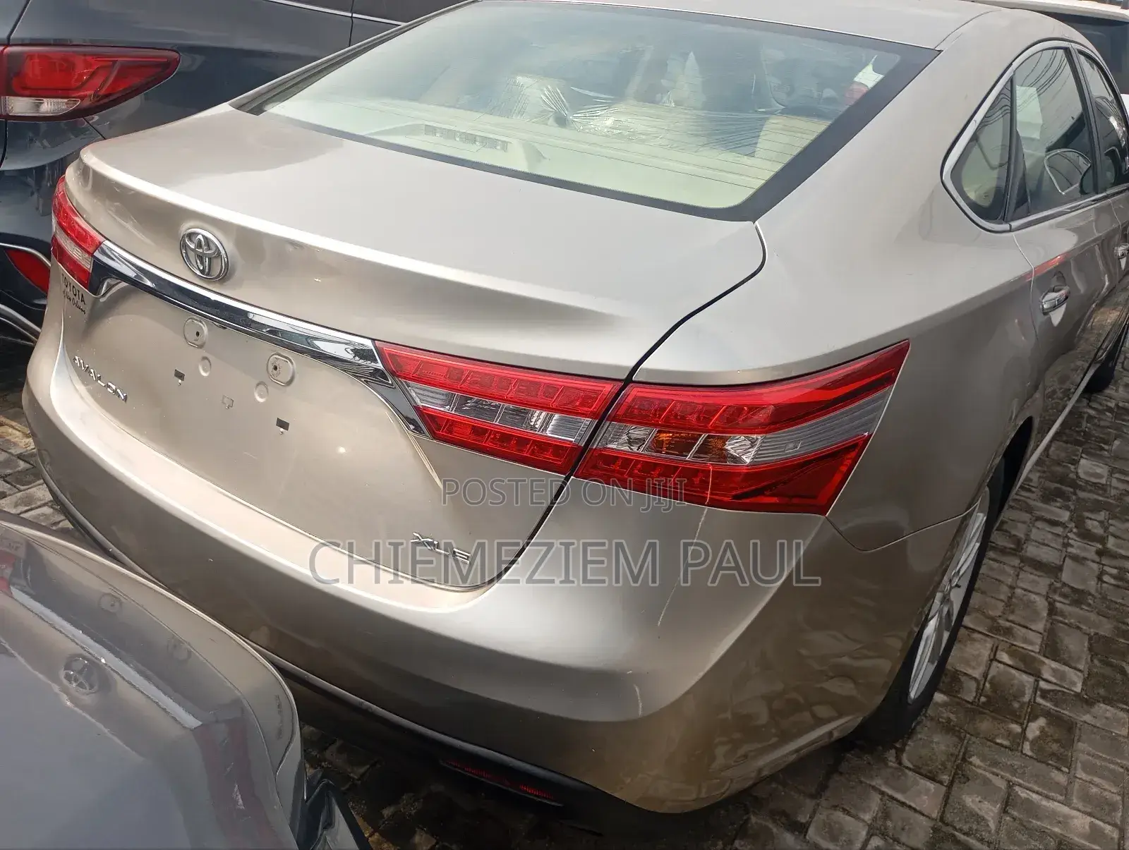 Toyota Avalon XLE Premium 4dr Sedan (3.5L 6cyl 6A) 2015 Gold
