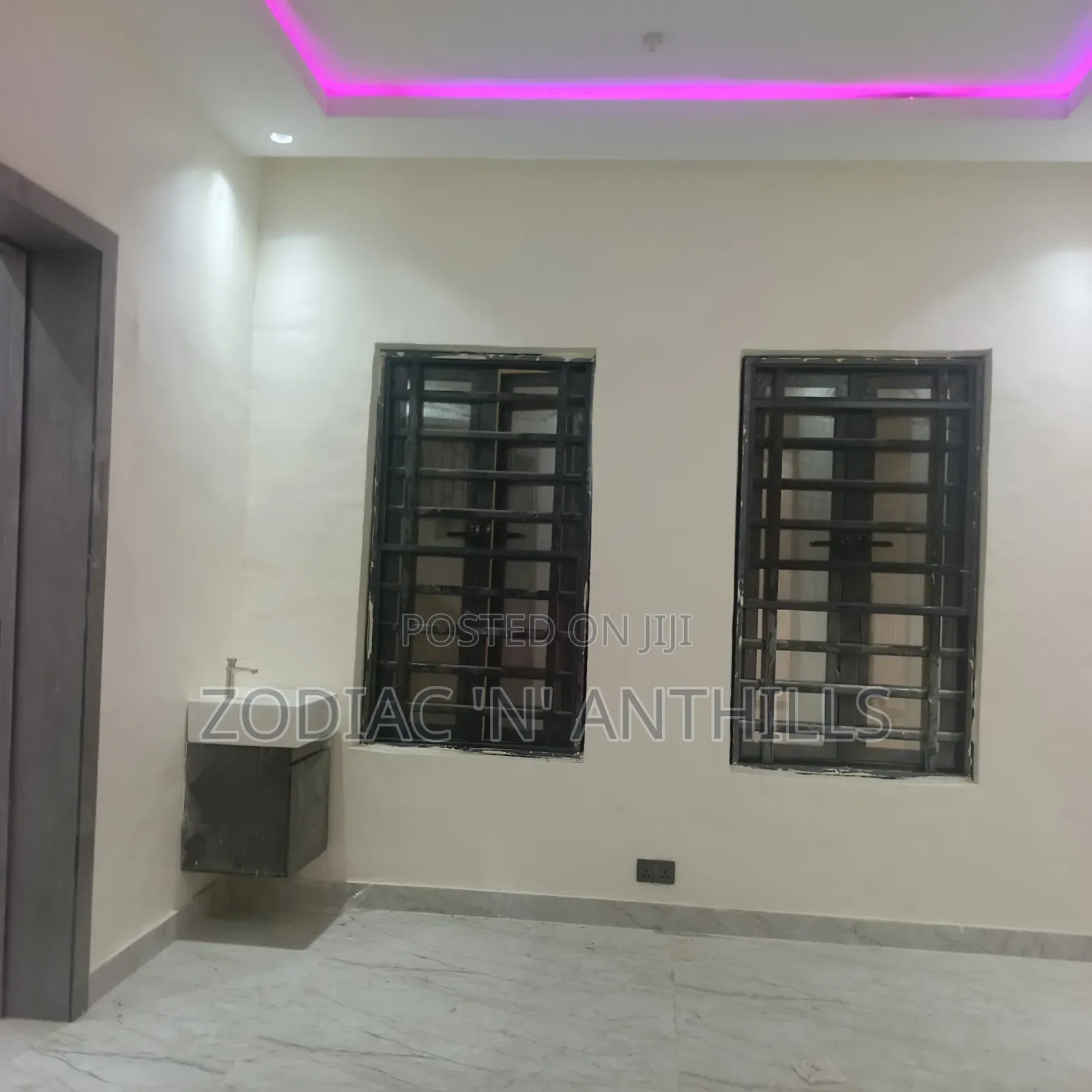 5bdrm Duplex in Ikeja G.R.A. for sale