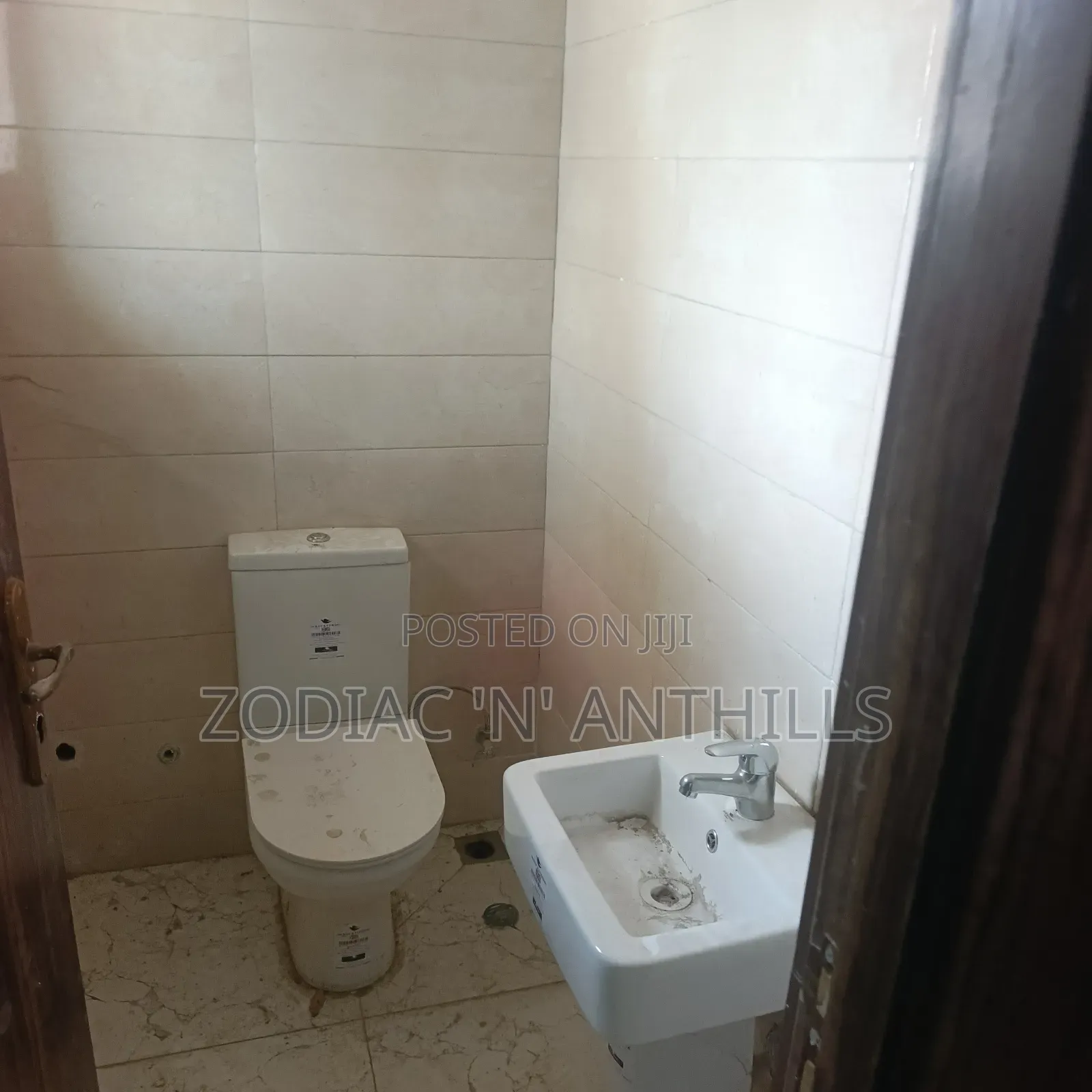 3bdrm Block of Flats in Ikeja Gra for sale