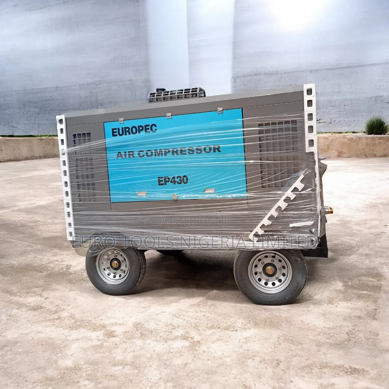 Europec Industrial Air Compressor