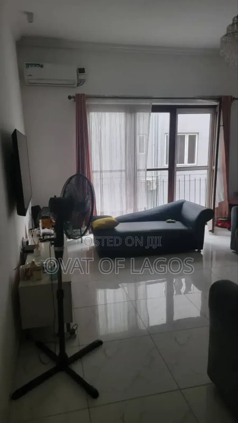 3bdrm Block of Flats in Victoria Island for sale