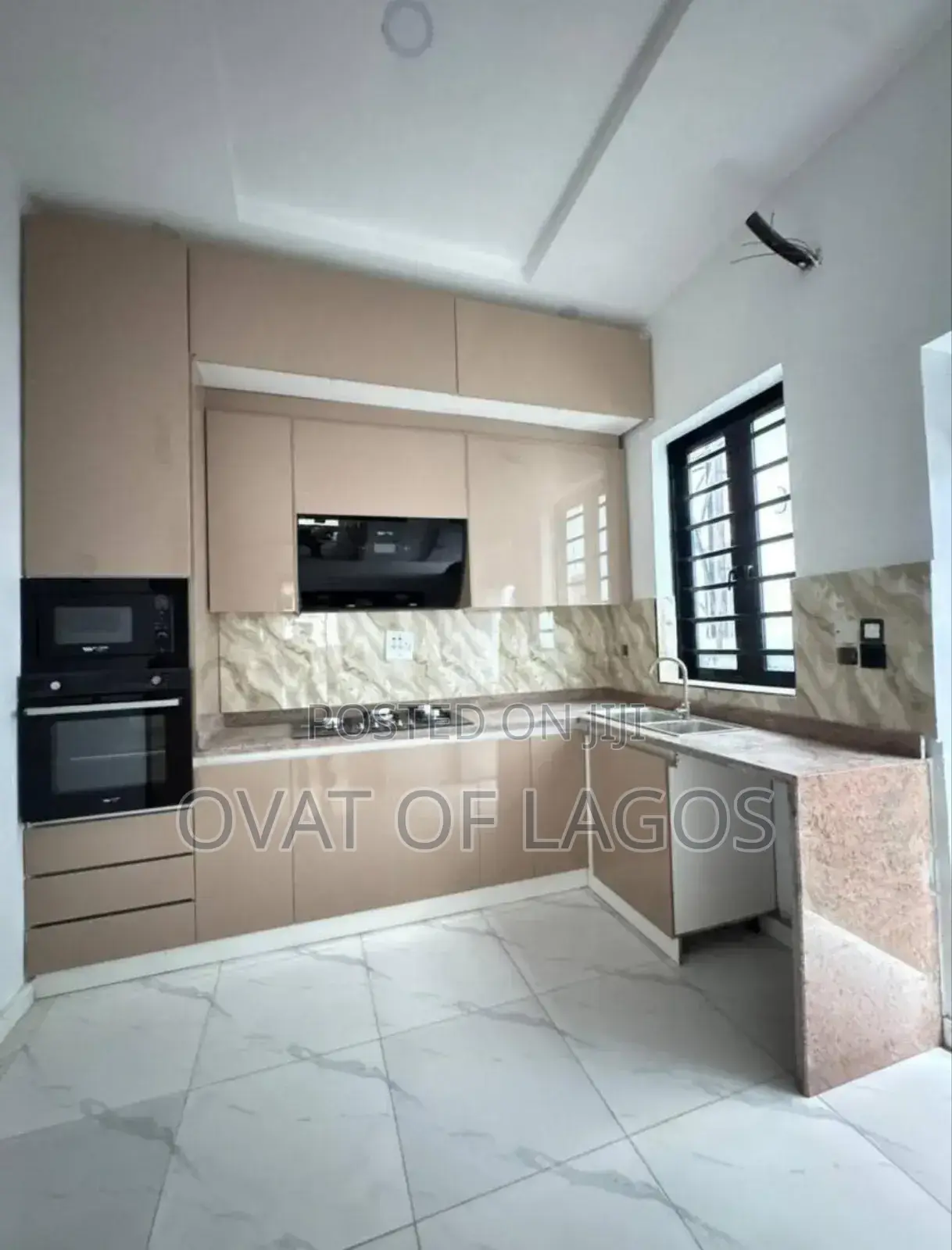 4bdrm Duplex in Ikota Lekki for sale