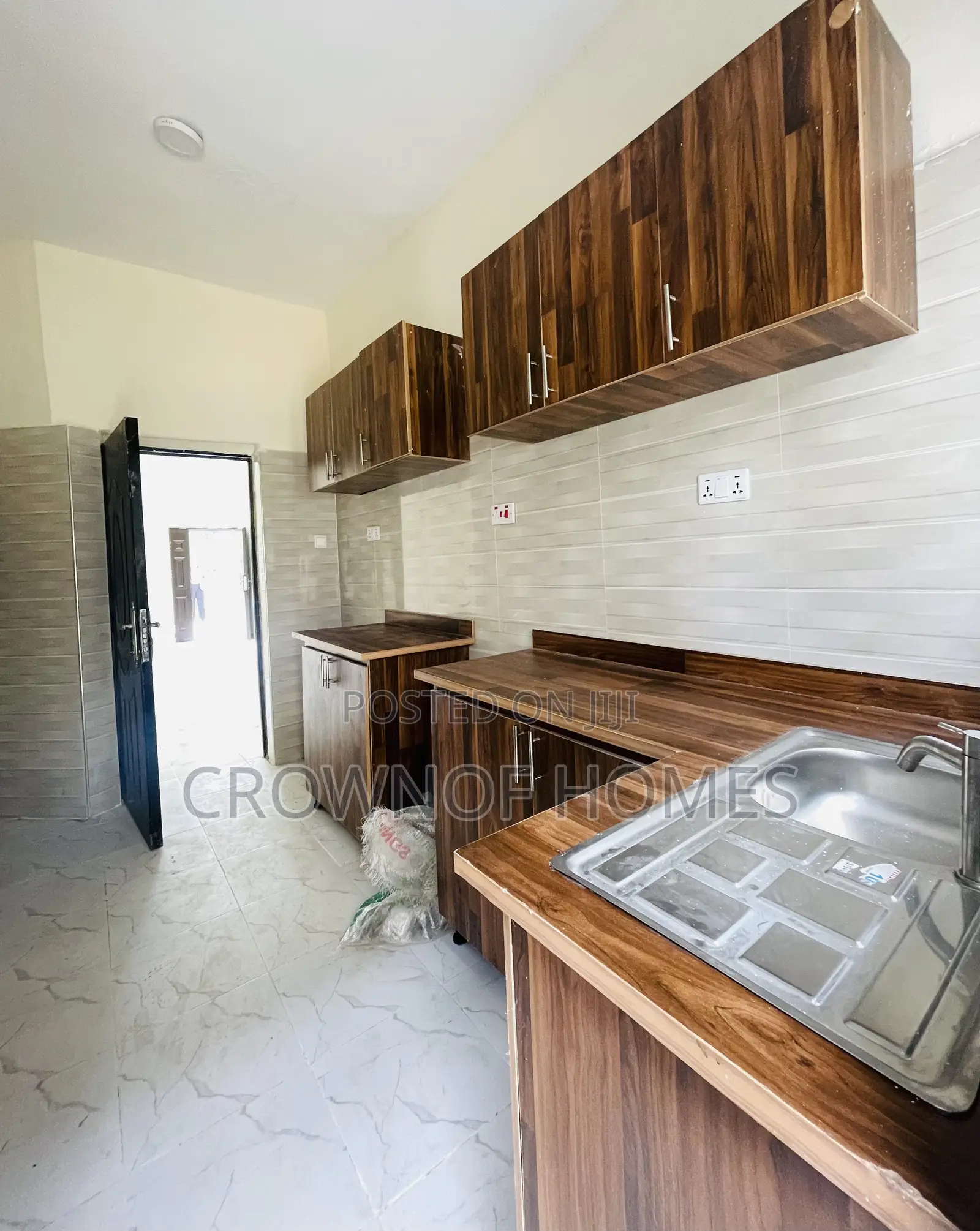 2bdrm Apartment in Abijo for sale