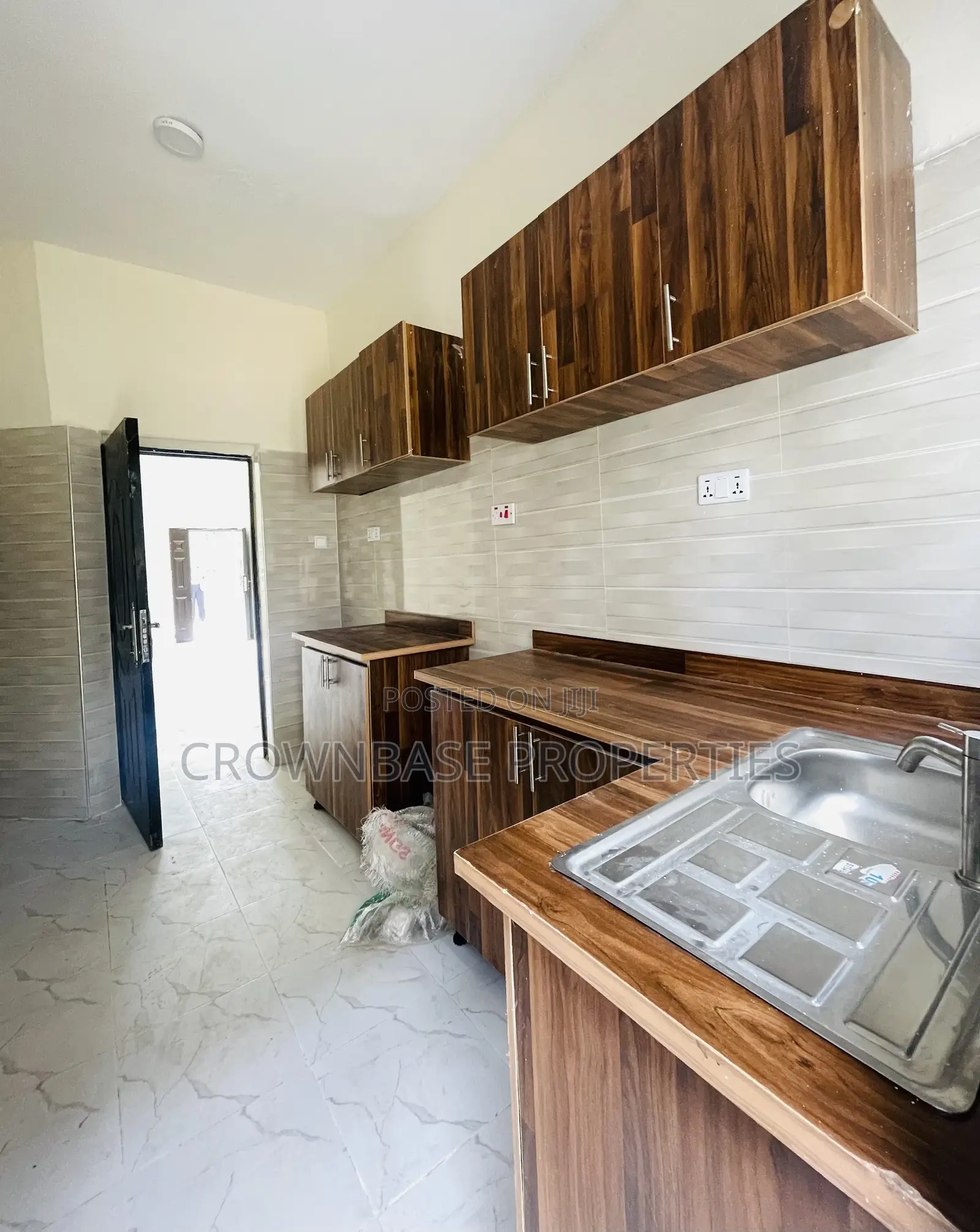 2bdrm Apartment in Abijo for sale