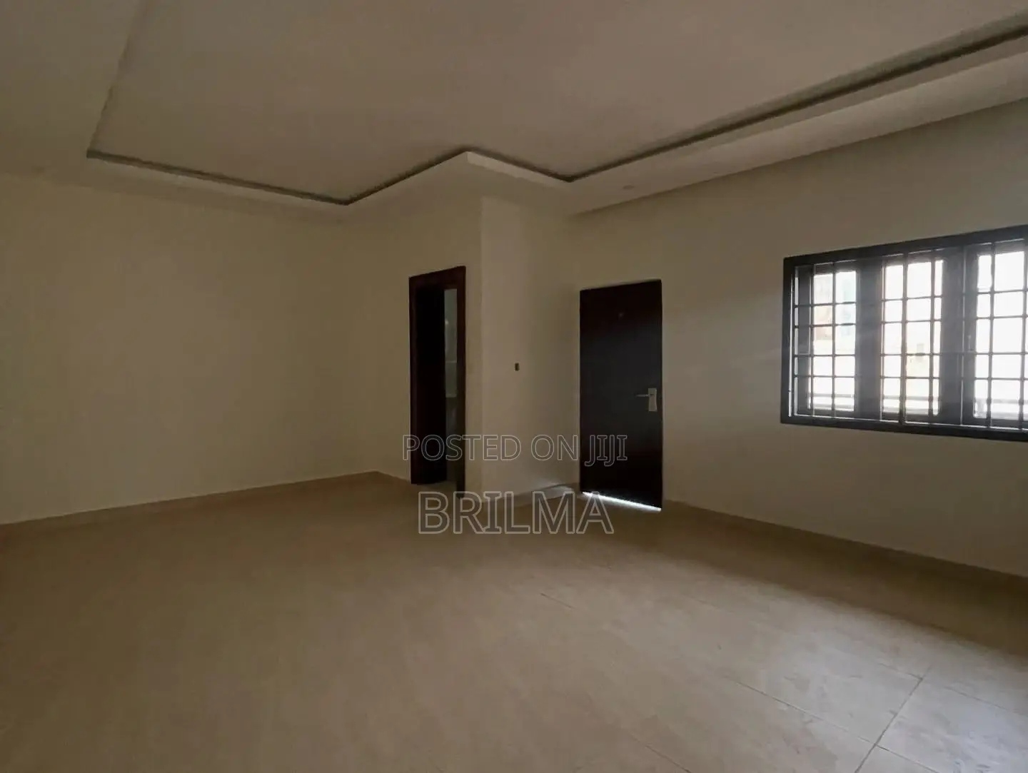 4bdrm Duplex in Life Camp for sale