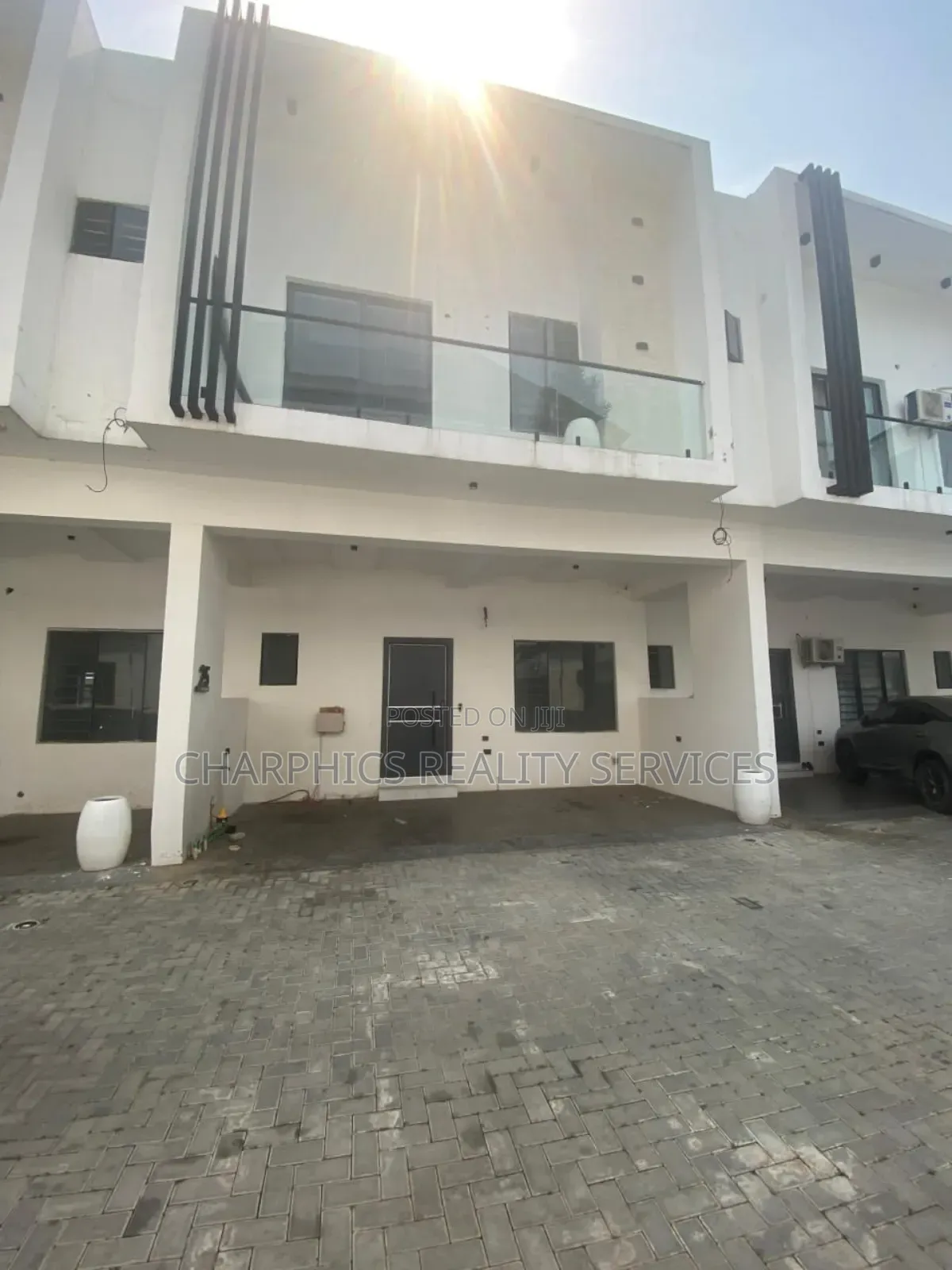 4bdrm Duplex in Ikota for rent