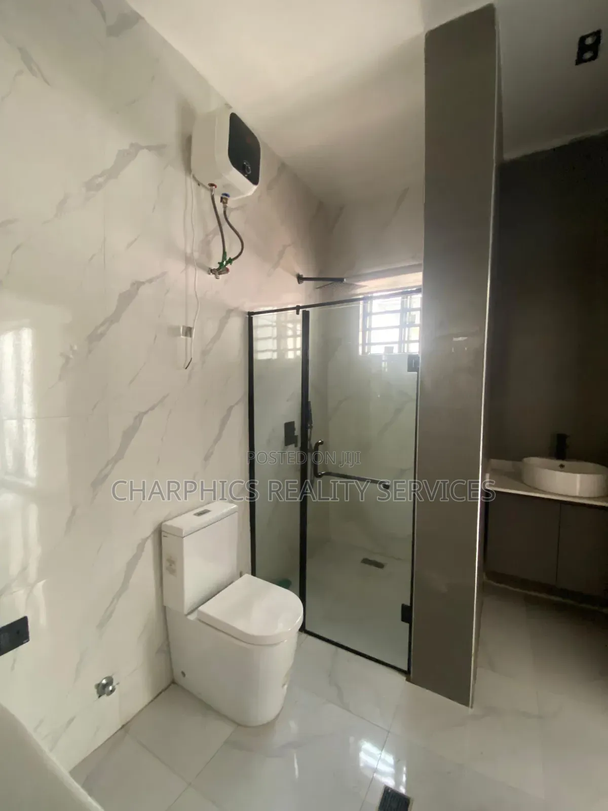 4bdrm Duplex in Ikota for rent