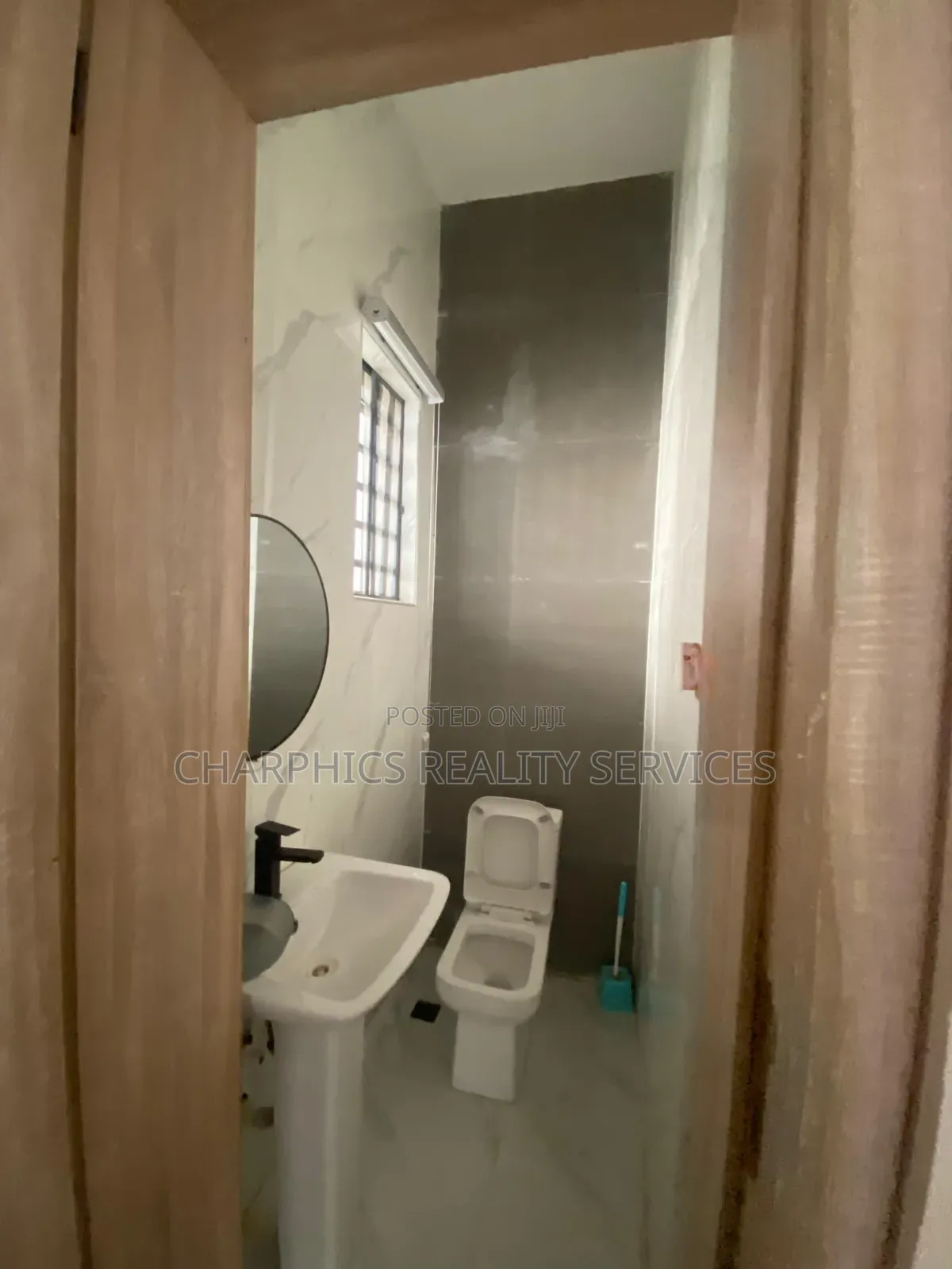 4bdrm Duplex in Ikota for rent