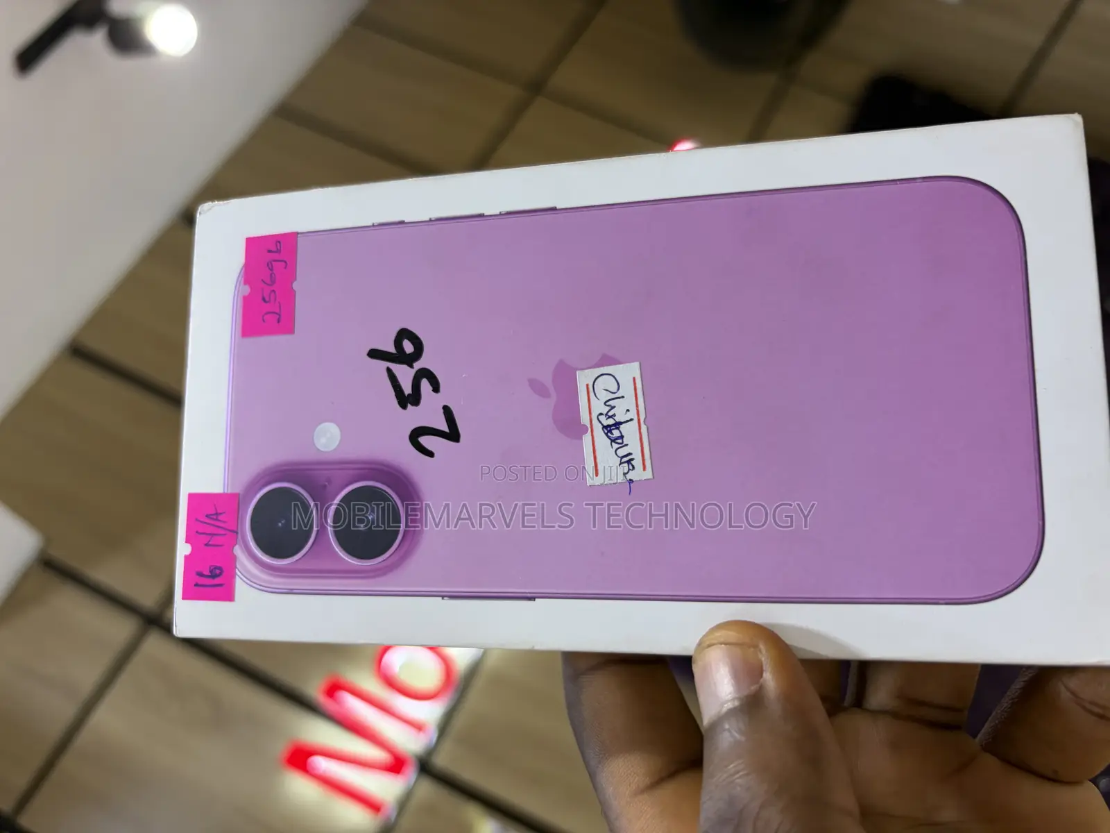 New Apple iPhone 16 256 GB Pink