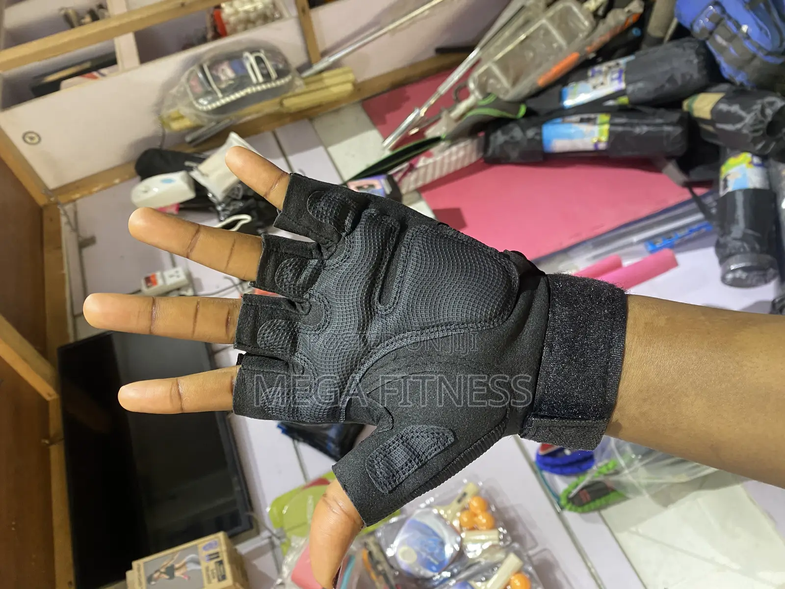 Gym Gloves (Knuckle)