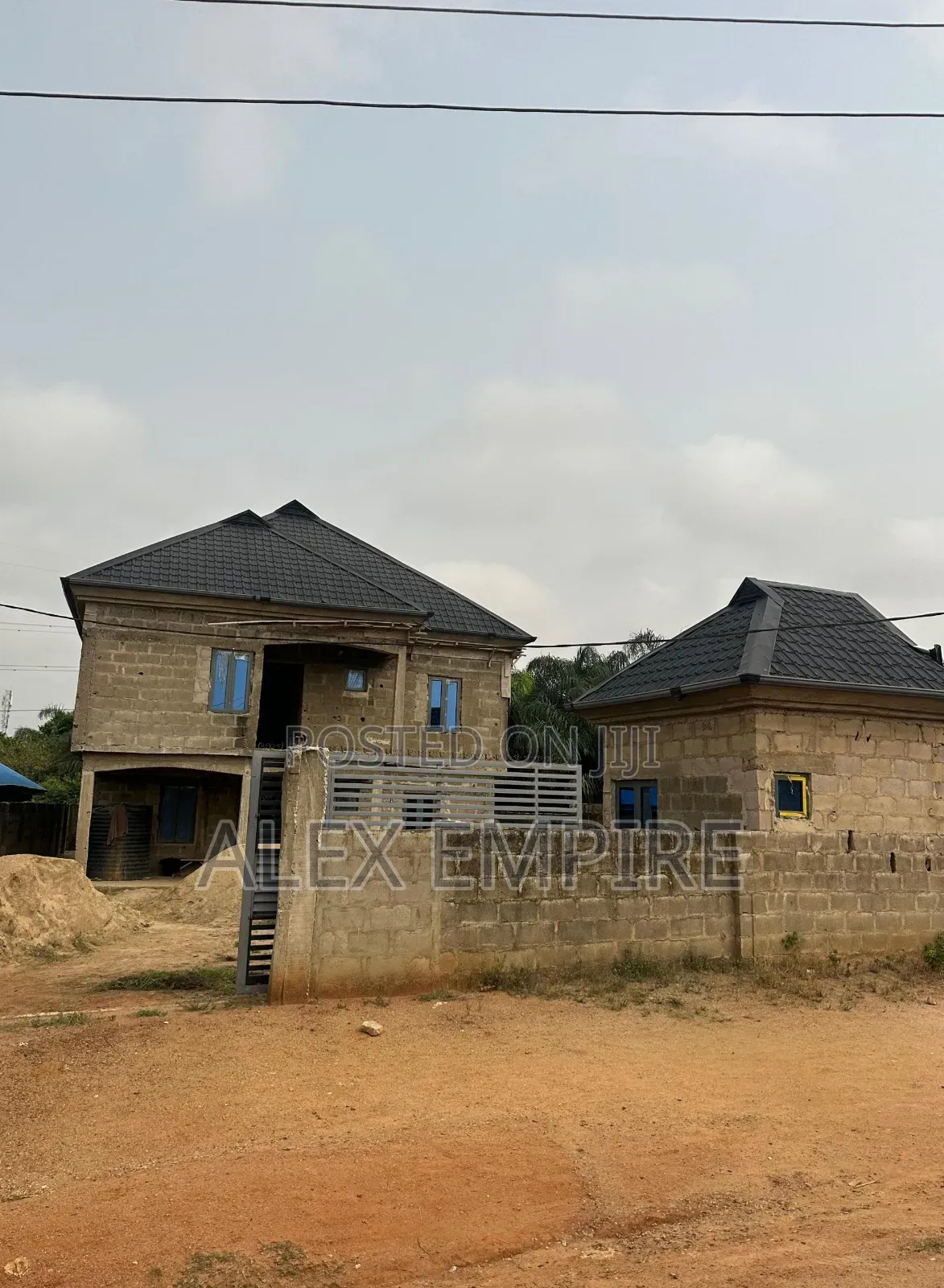 4bdrm Duplex in Obafemi-Owode for sale