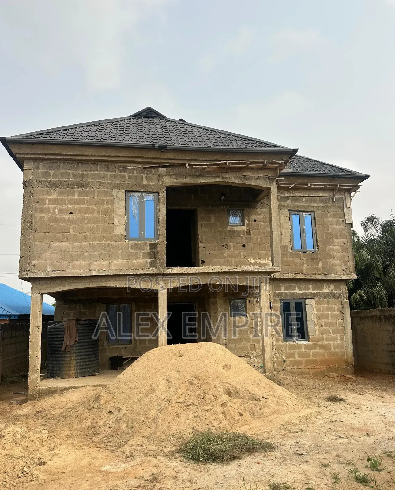 4bdrm Duplex in Obafemi-Owode for sale