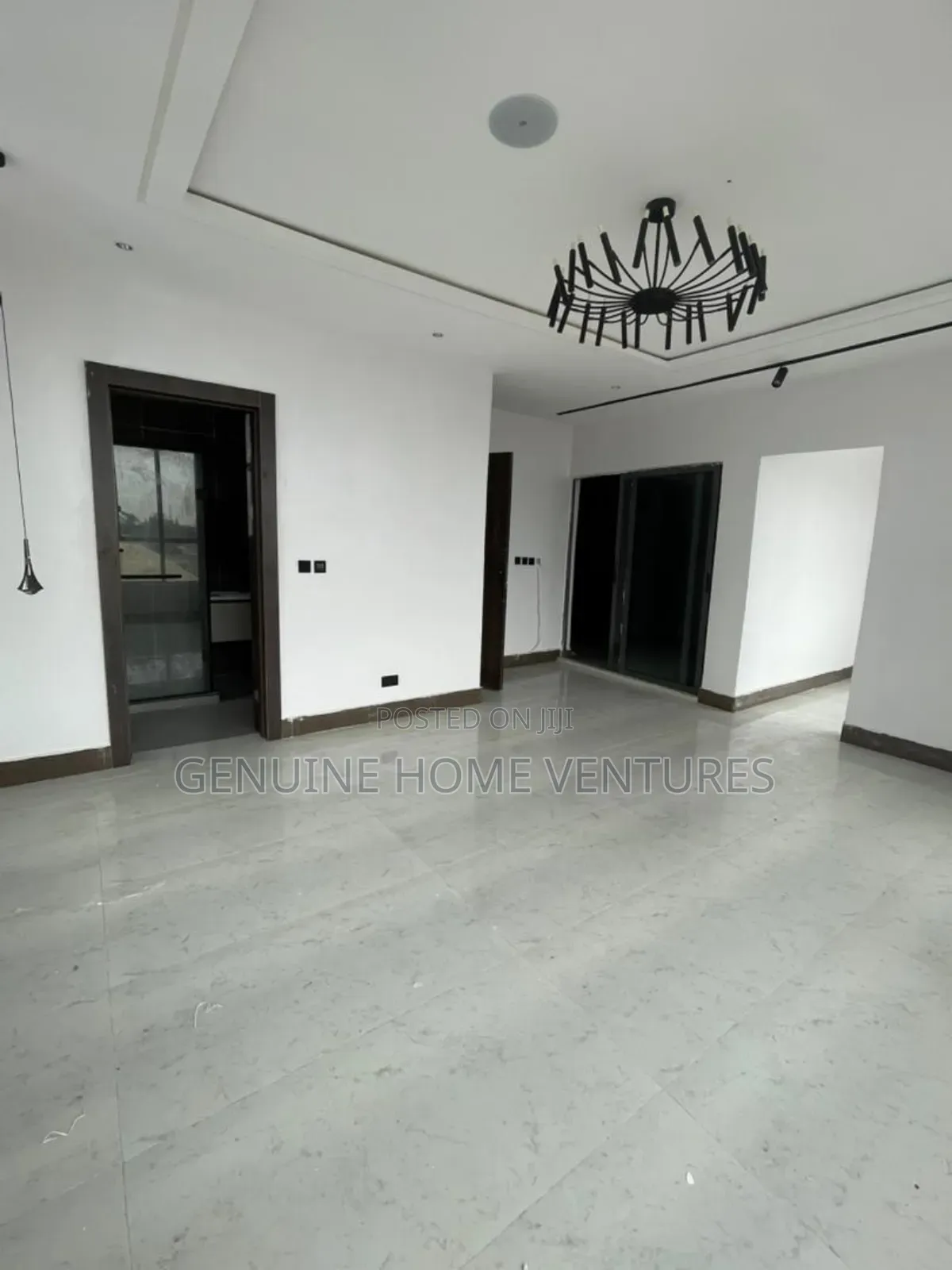 5bdrm Duplex in Lekki Phase One for sale