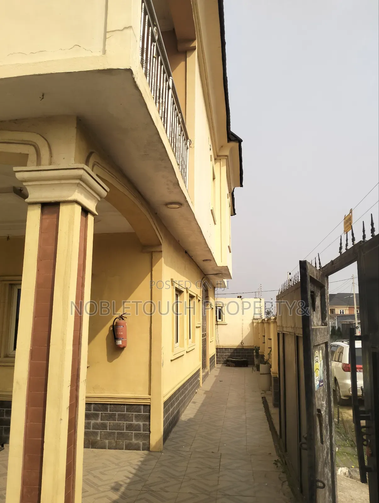 4bdrm Duplex in Magodo Phase 1, By for sale