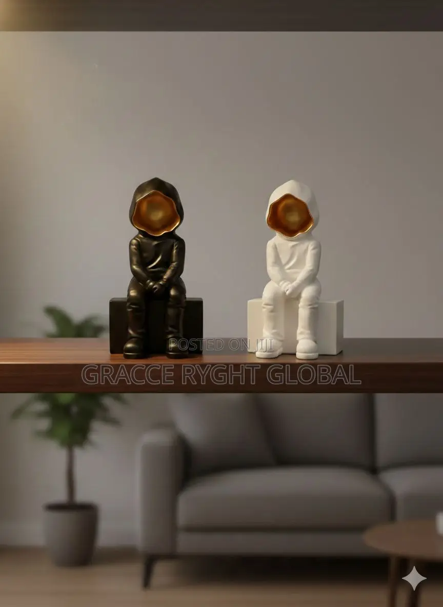 Silent, Faceless Art Decor