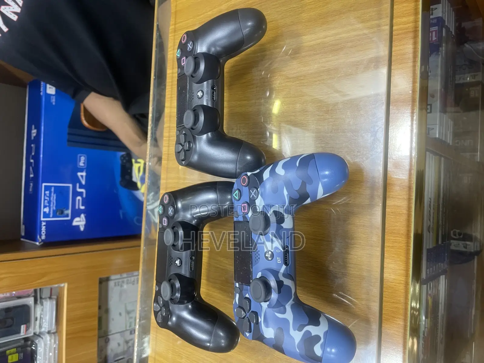 Original Playstation 4 Pad