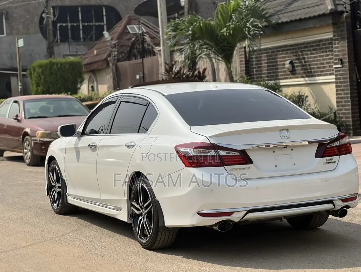 Honda Accord 2017 White