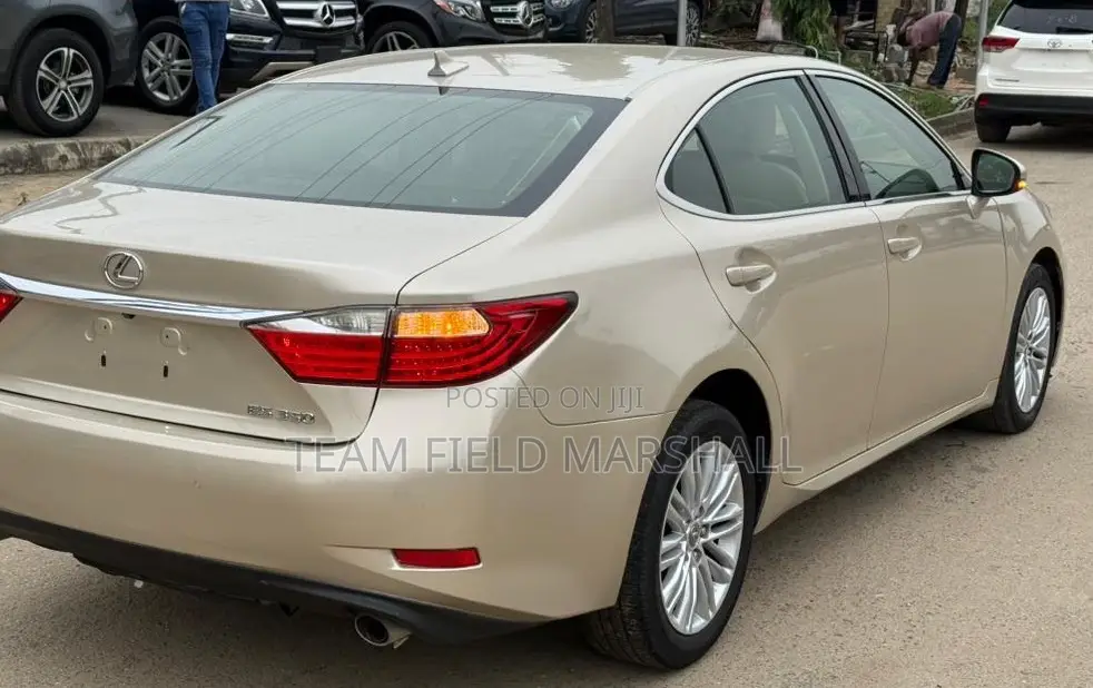 Lexus ES 350 FWD 2013 Gold
