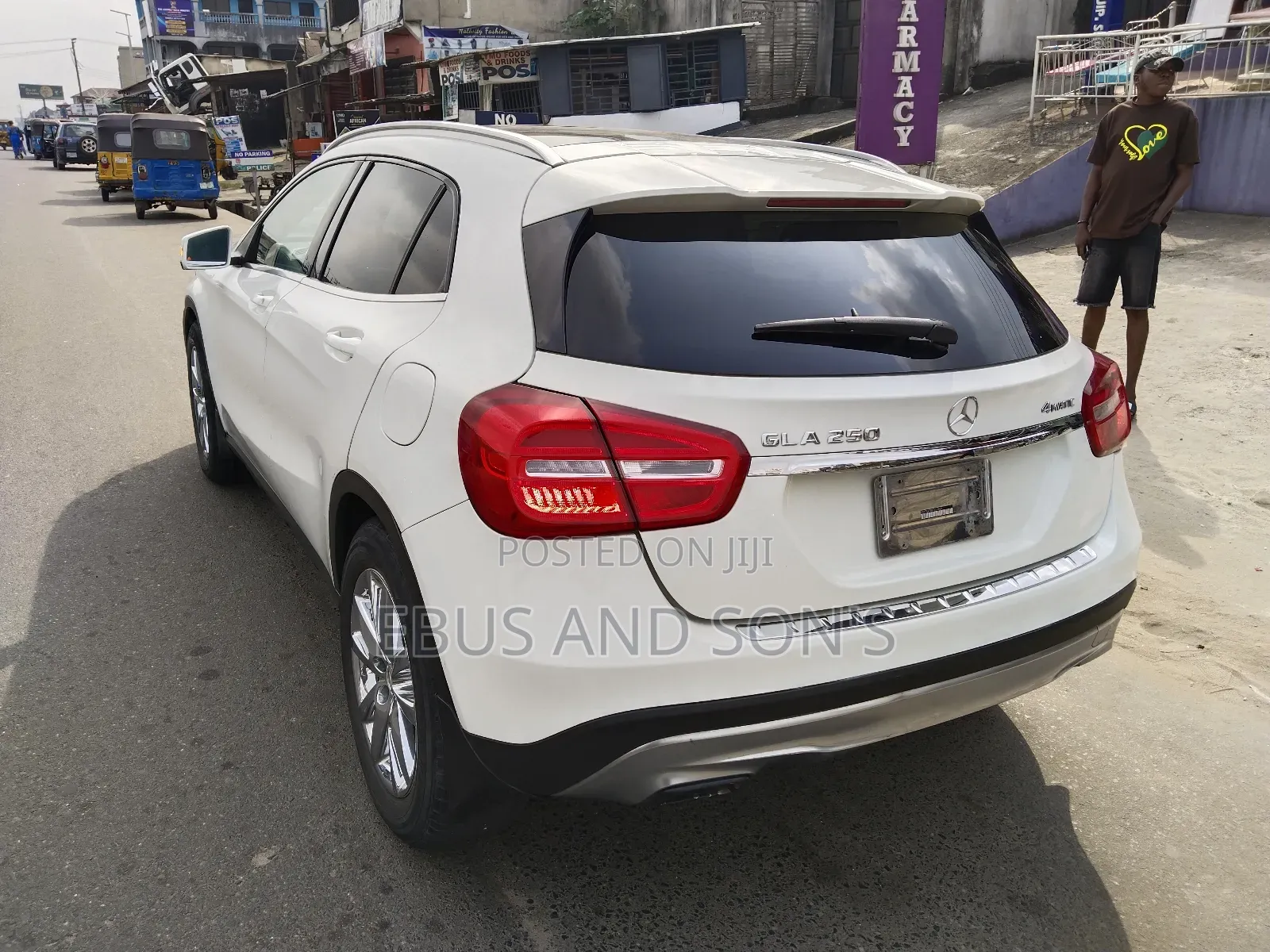 Mercedes-Benz GLA 250 2015 White