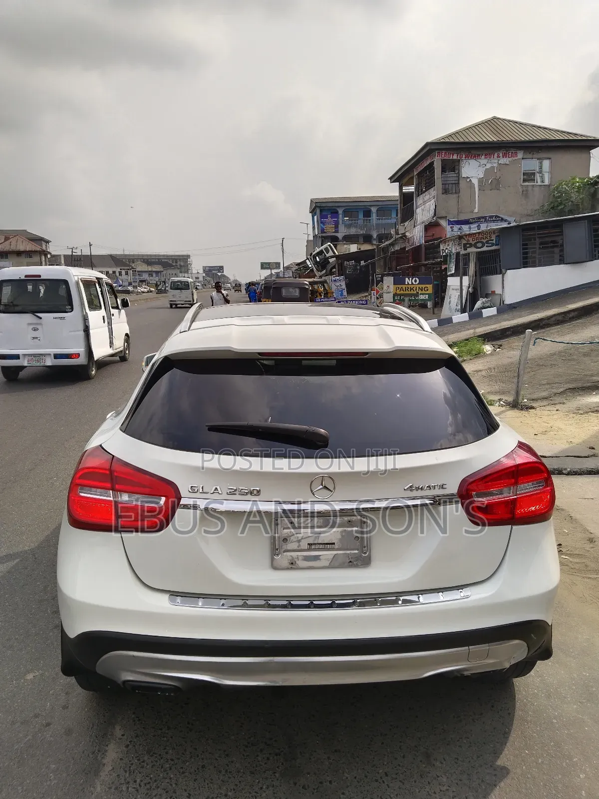 Mercedes-Benz GLA 250 2015 White