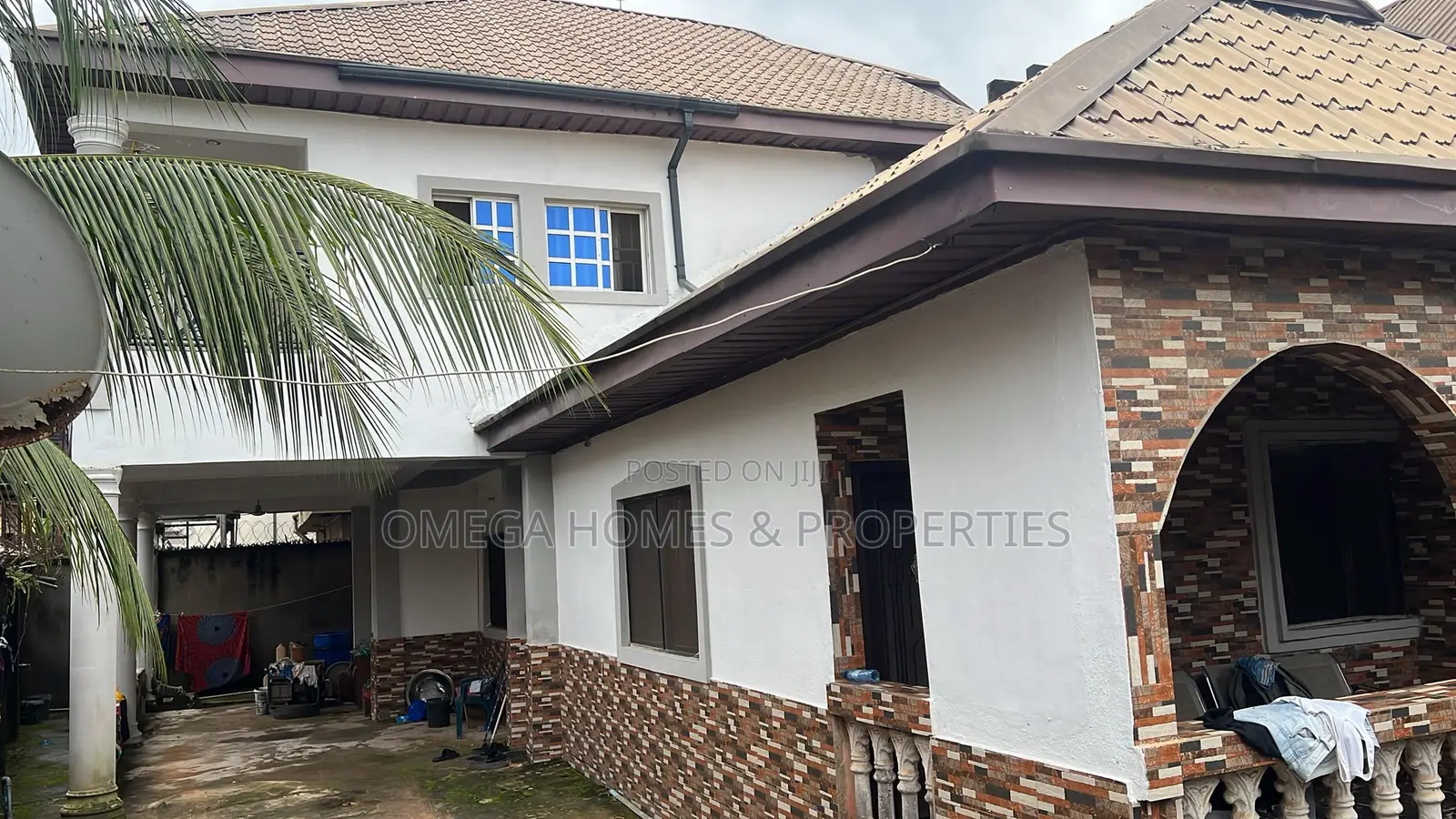 8bdrm Duplex in Agbama Housing, Umuahia for sale