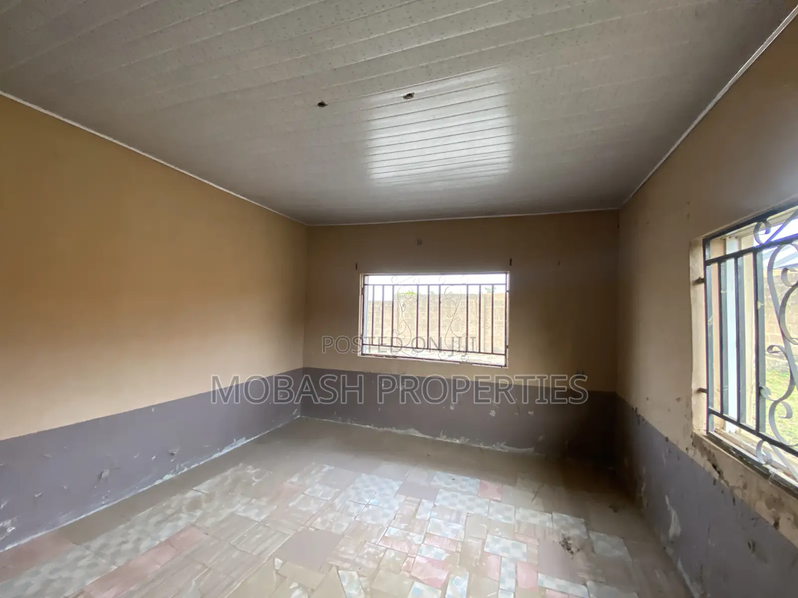 3bdrm Bungalow in Apata Ibadan for sale