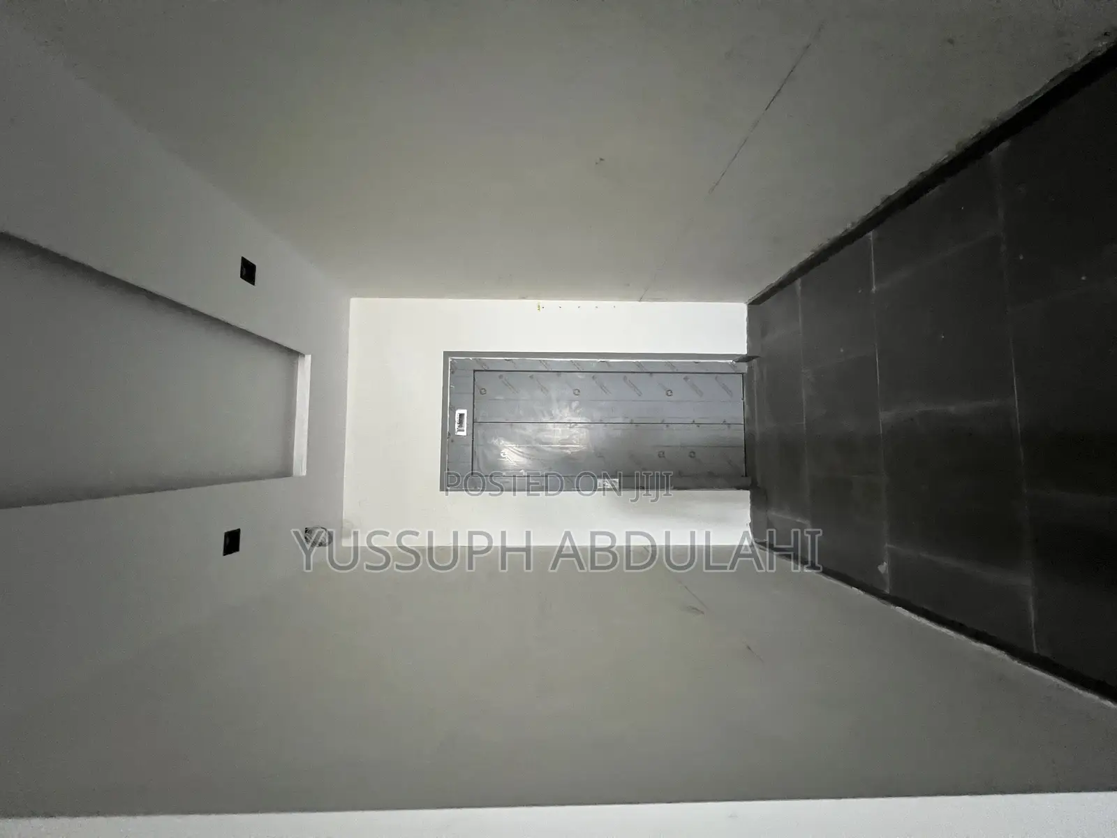 2bdrm Apartment in Lekki Phase1 for sale