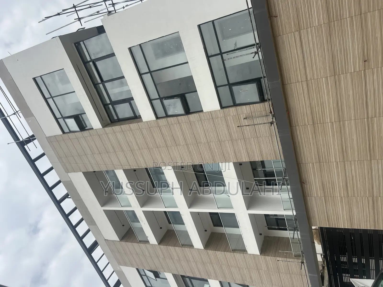 2bdrm Apartment in Lekki Phase1 for sale