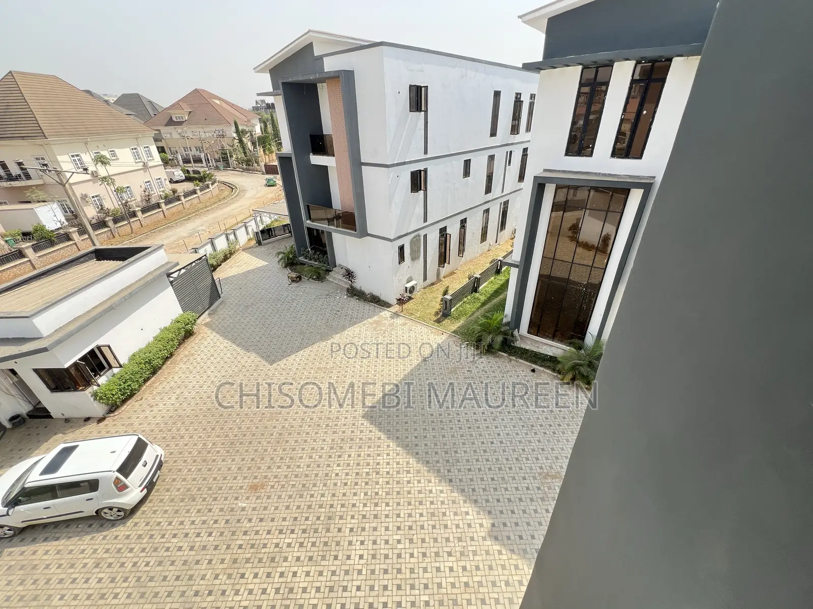 6bdrm Duplex in Mabushi for sale