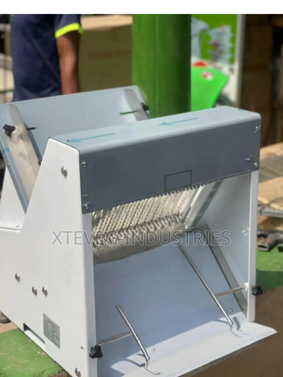 Commercial Bread Slicer