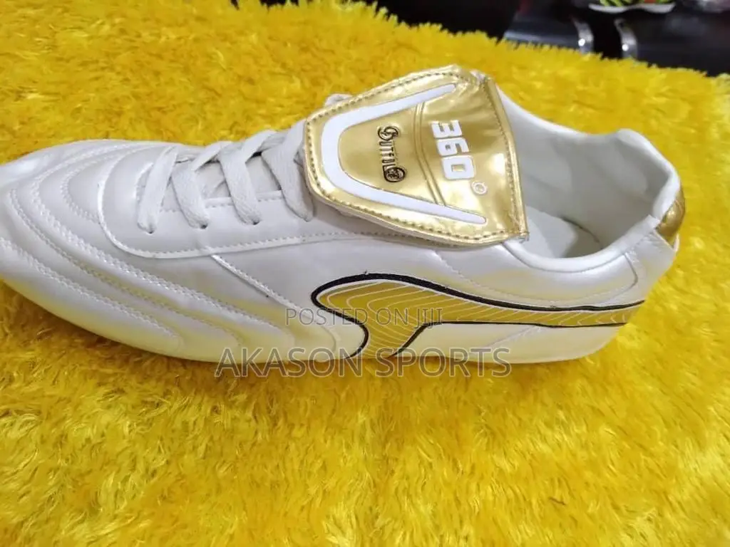 Standard Football Boot