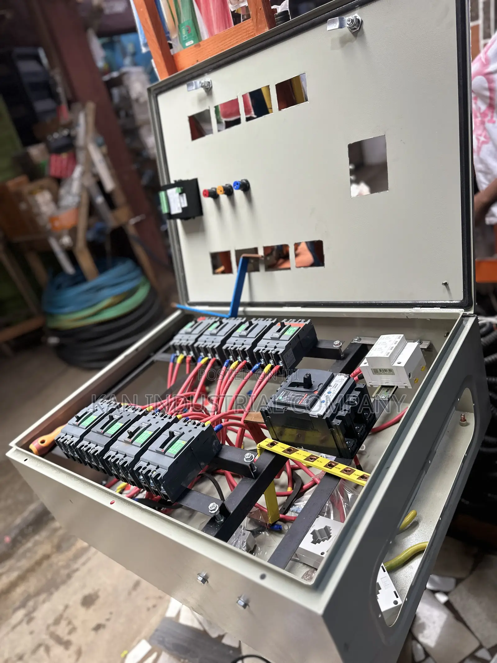 8 Ways Industrial Panel