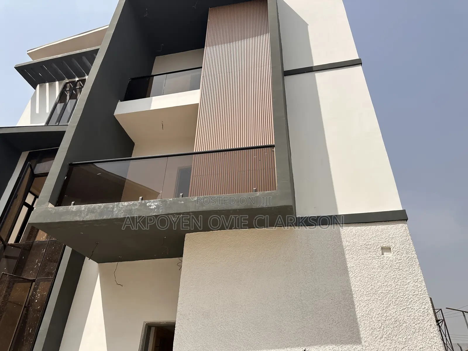 6bdrm Duplex in Mabushi for sale