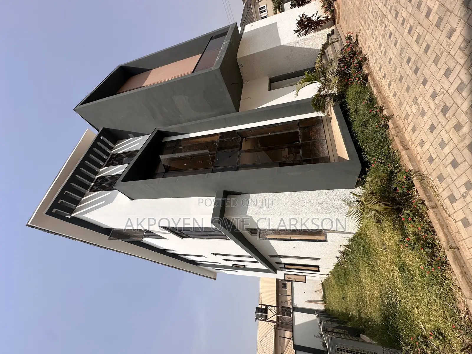6bdrm Duplex in Mabushi for sale