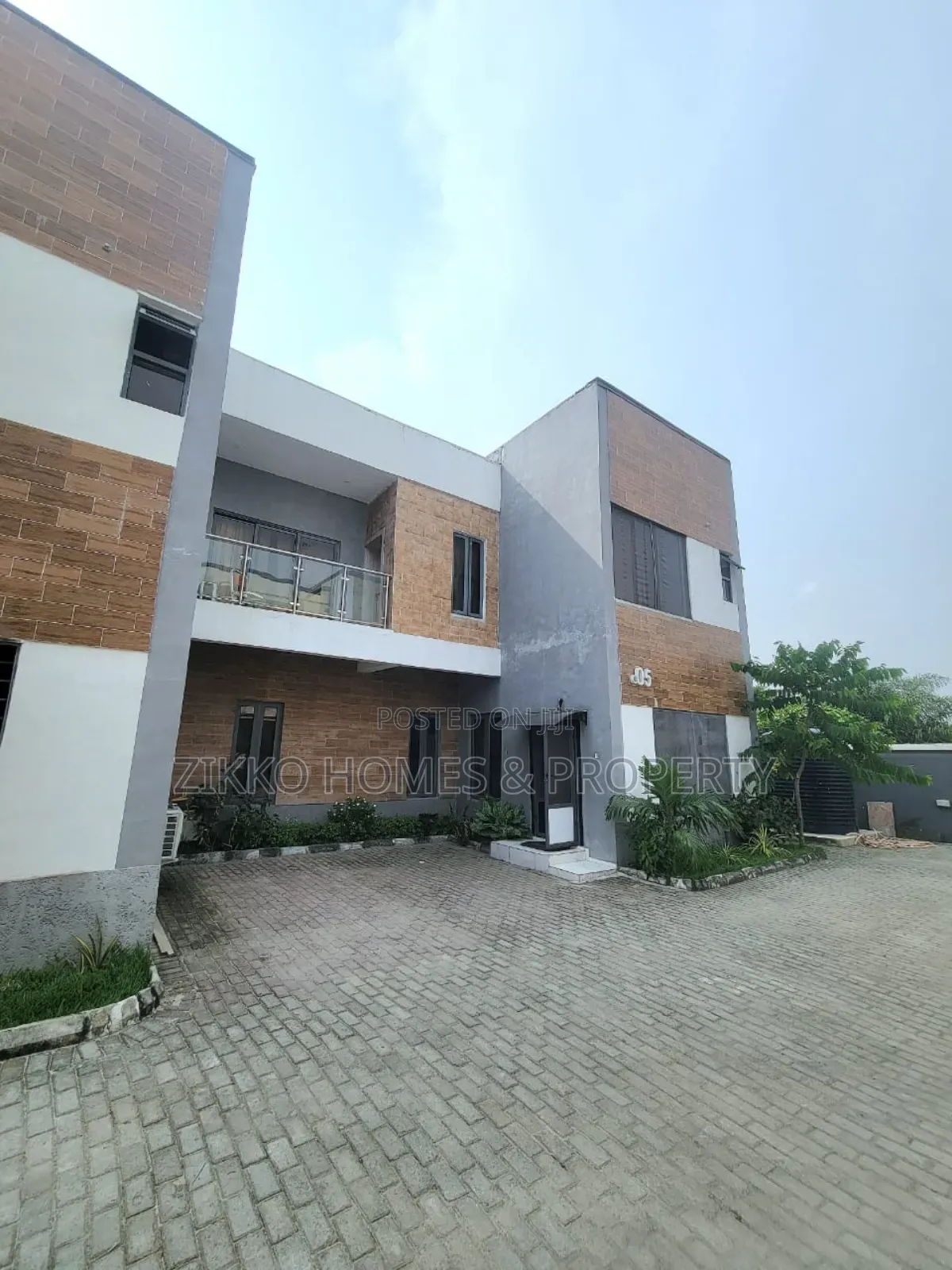 Furnished 4bdrm Townhouse/Terrace in Ajayi Apata, Lekki for Sale