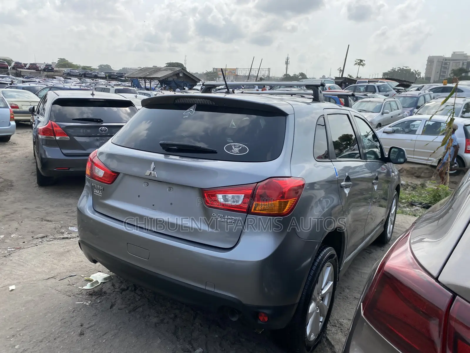Mitsubishi Outlander SE 4dr SUV AWD (2.4L 4cyl CVT) 2015 Gray