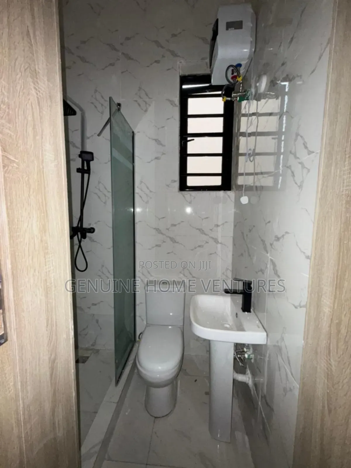 4bdrm Duplex in Ikota for sale