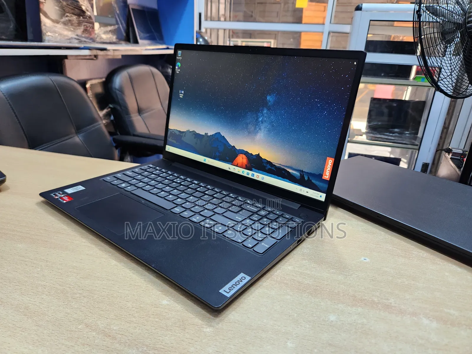 Laptop Lenovo V15 G4 8GB AMD Ryzen 5 SSD 256GB