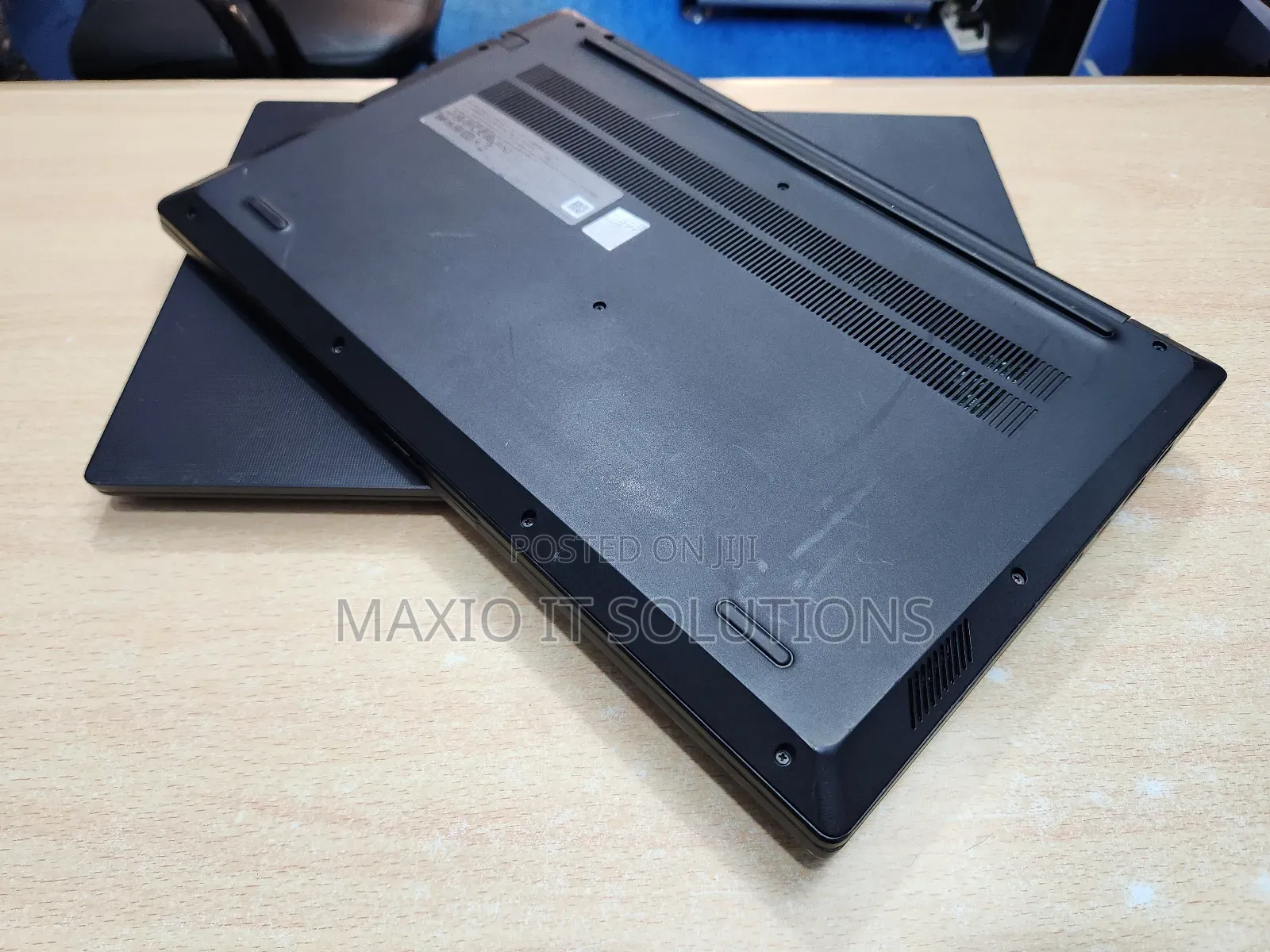 Laptop Lenovo V15 G4 8GB AMD Ryzen 5 SSD 256GB