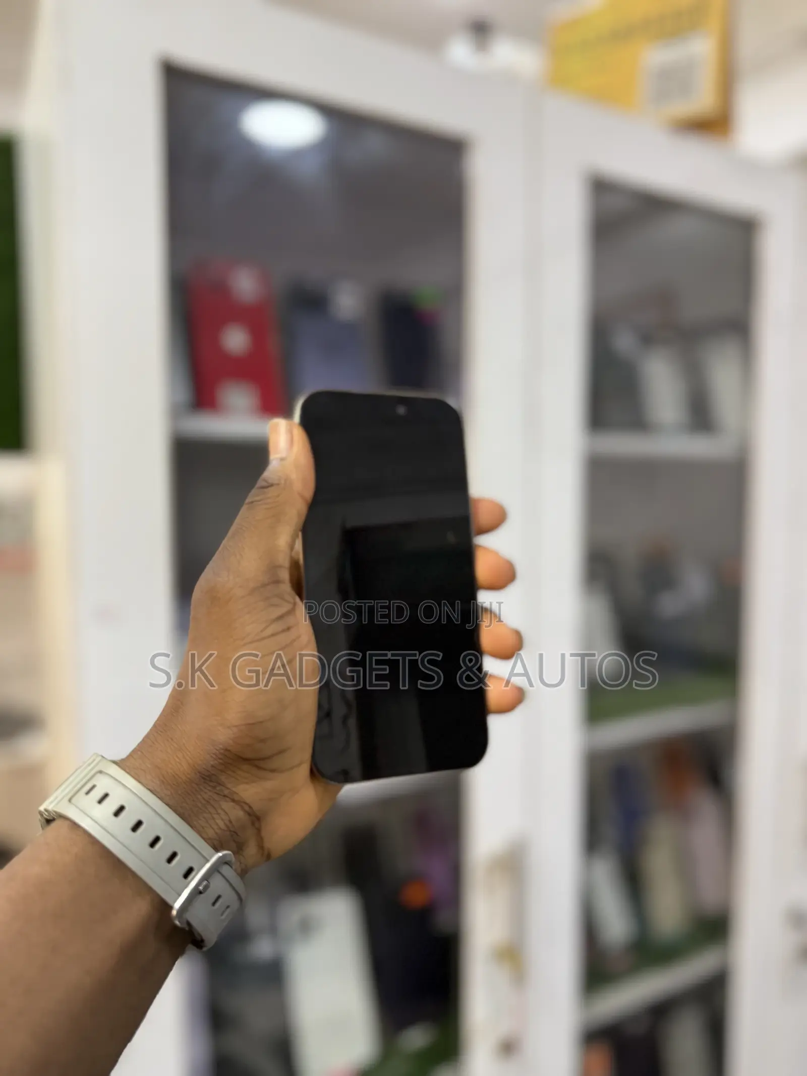 Apple iPhone 16 Pro 128 GB Gold