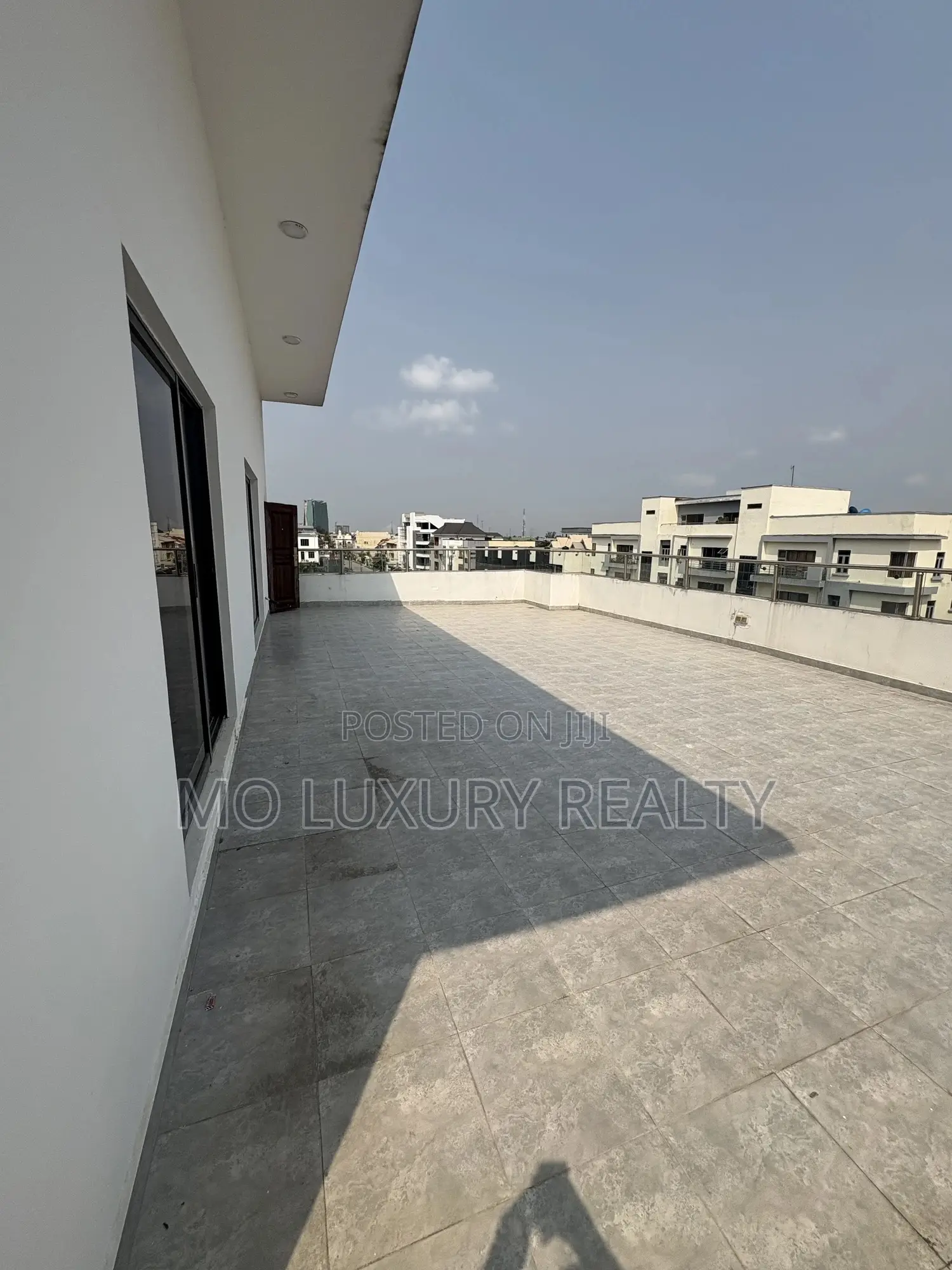 4bdrm Apartment in Abisogun Estate, Victoria Island Extension for rent