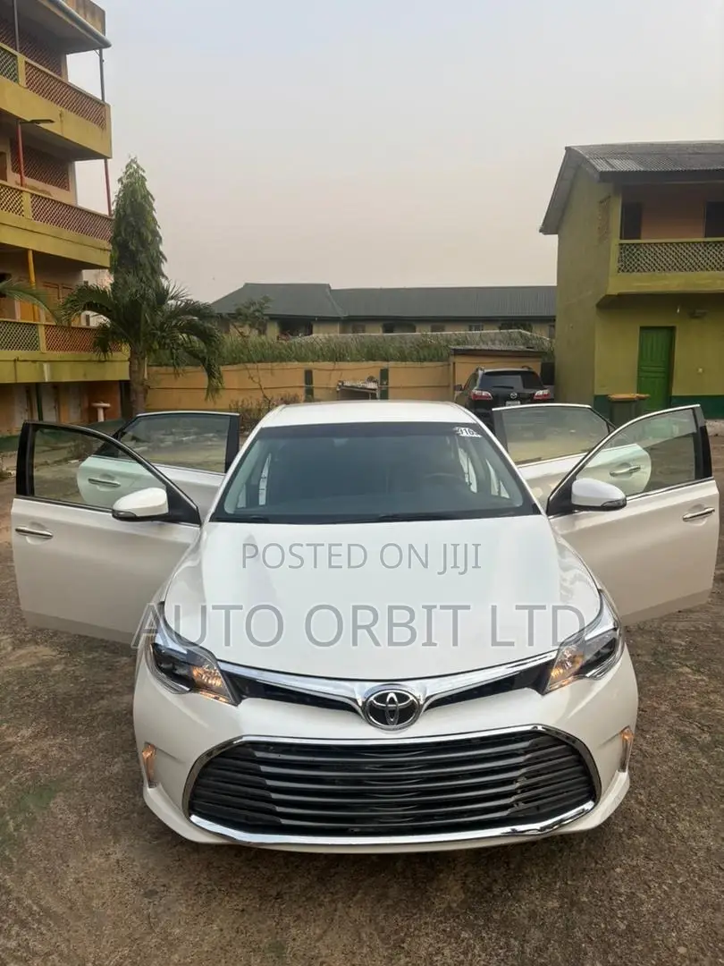 Toyota Avalon 2016 White