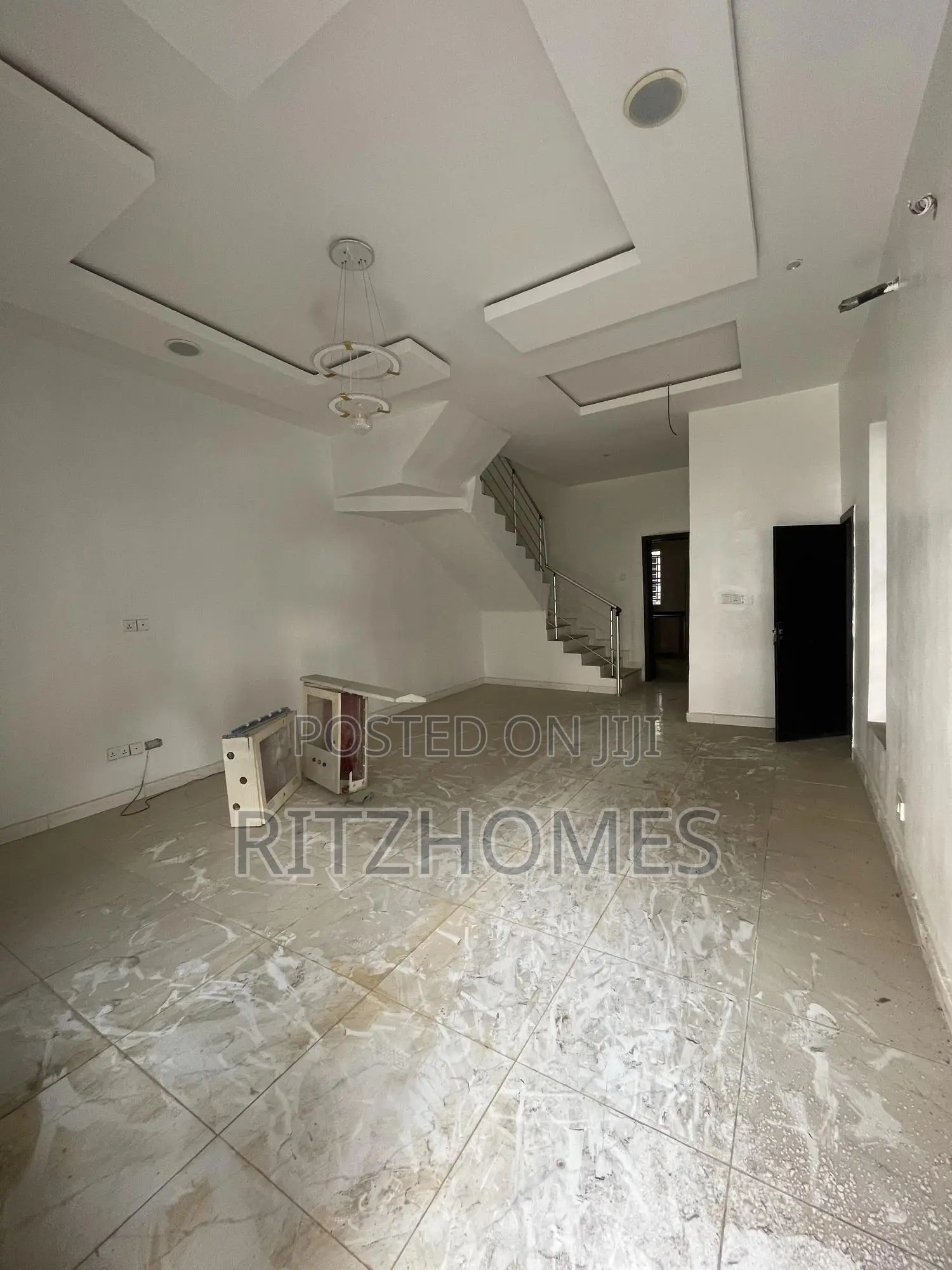 4bdrm Duplex in Lekki for sale
