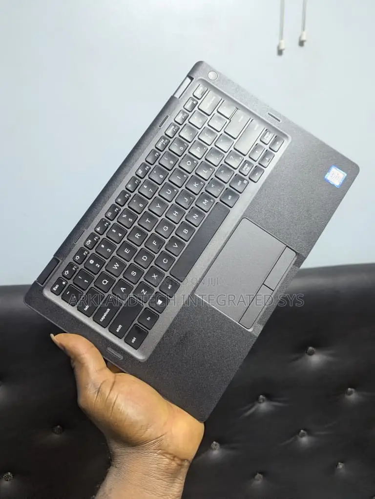 Laptop Dell Latitude 5300 16GB Intel Core i5 SSD 256GB