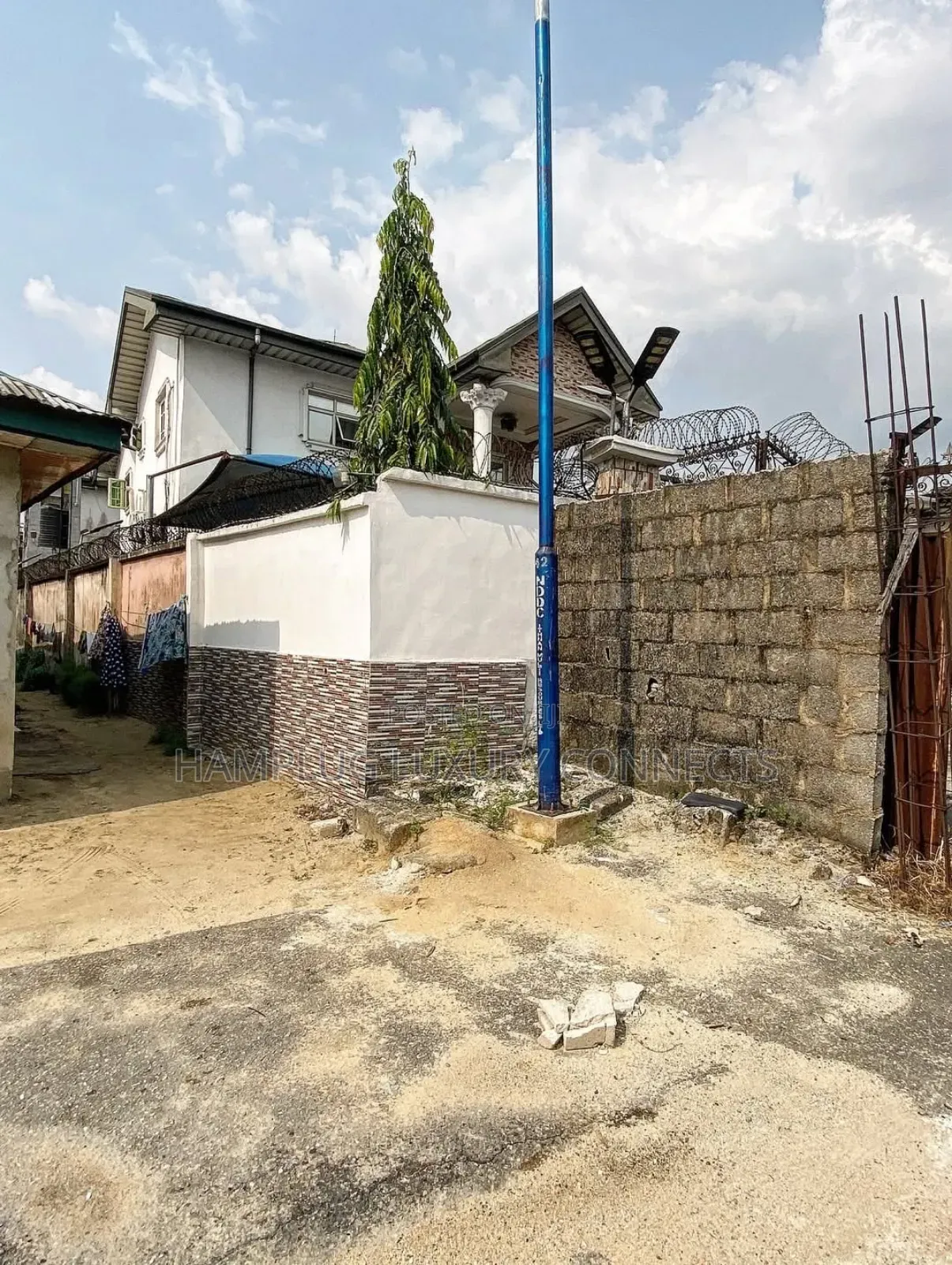 Furnished 5bdrm Duplex in Johns Lwofe for sale