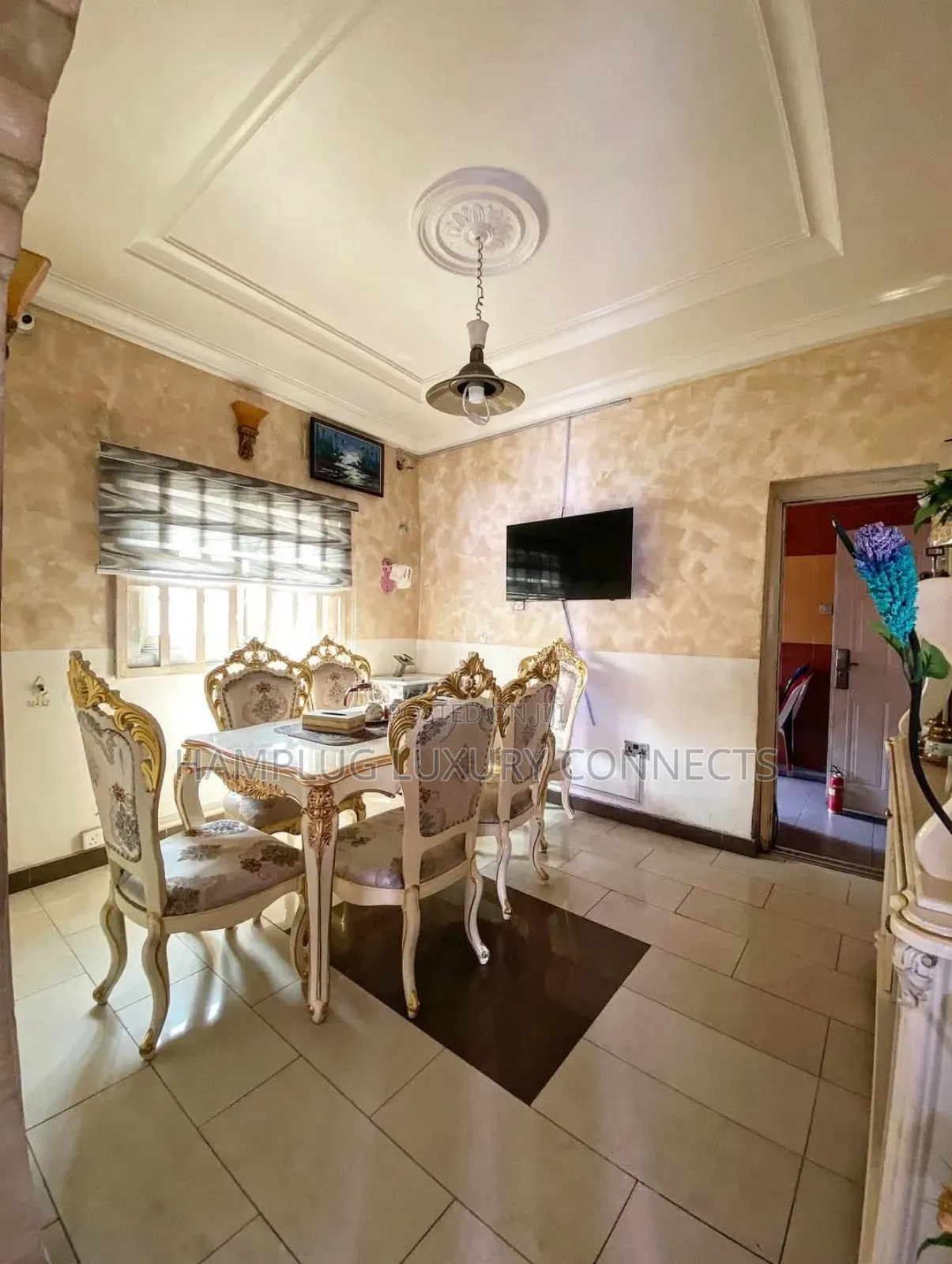 Furnished 5bdrm Duplex in Johns Lwofe for sale