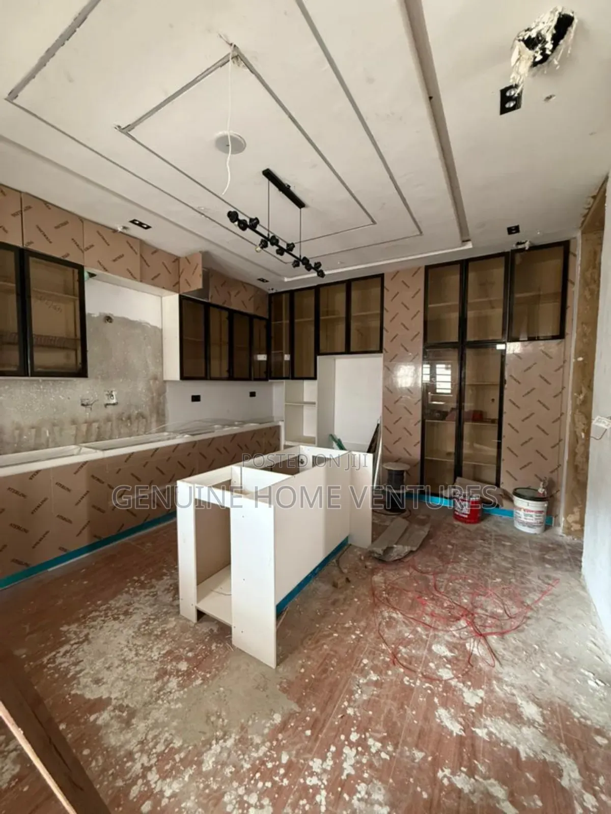5bdrm Duplex in Orchid Lekki, Chevron for sale